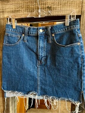 Madewell Denim Mini Skirt Size 28 Raw Hem Blue Jean Skirt